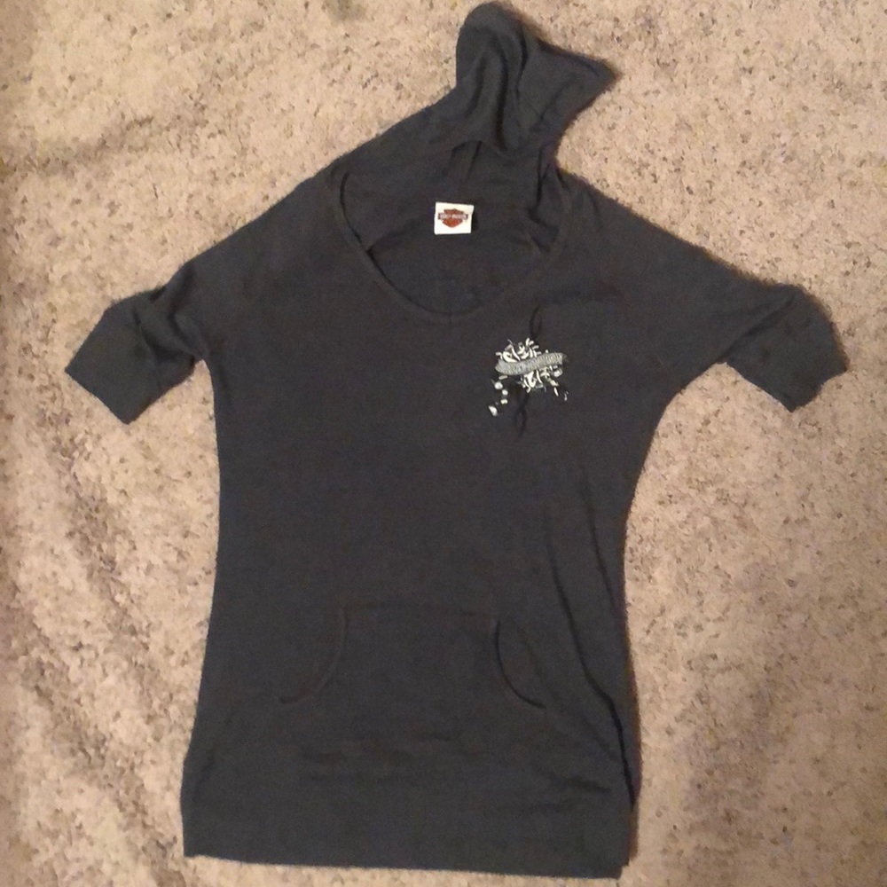 HD Top w/hoodie
